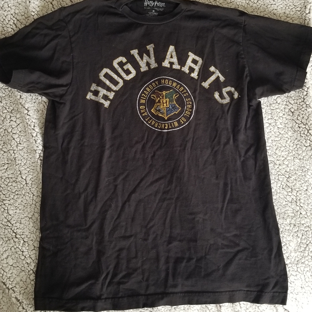 Hogwarts tshirt